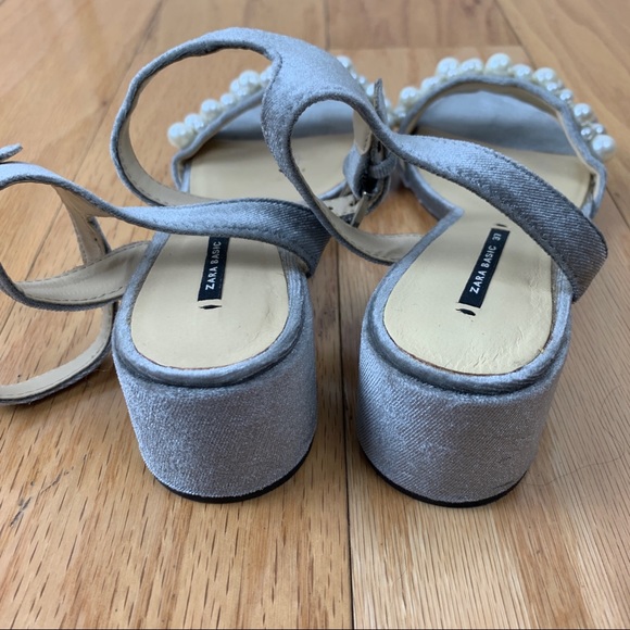 ZARA Grey Velvet Sandals with Pearl Appliqué - Picture 11 of 14